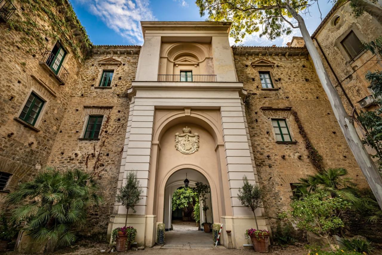 Palazzo Belmonte Hotel Санта Мария ди Кастелабате Екстериор снимка