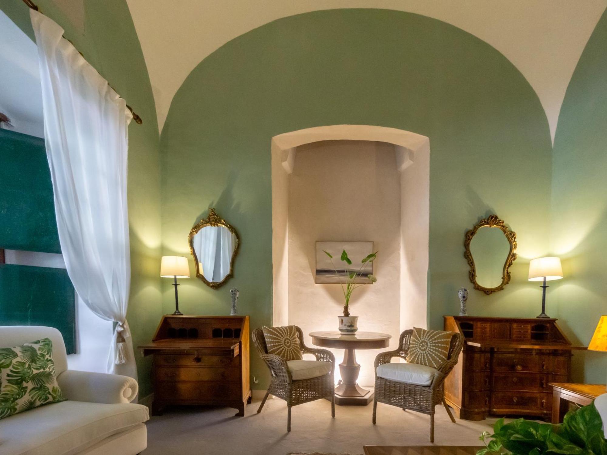 Palazzo Belmonte Hotel Санта Мария ди Кастелабате Екстериор снимка
